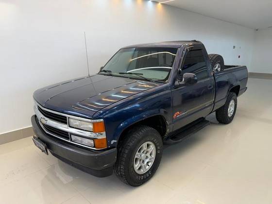 CHEVROLET SILVERADO 4.2 4X2 CS 18V TURBO INTERCOOLER DIESEL 2P MANUAL CHEVROLET SILVERADO 4.2 4X2 CS 18V TURBO INTERCOOLER DIESEL 2P MANUAL